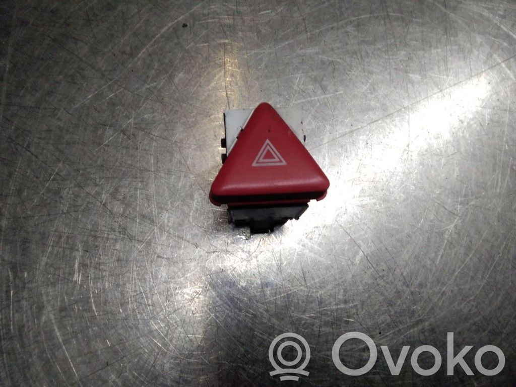 Volkswagen Golf V Hazard light switch 