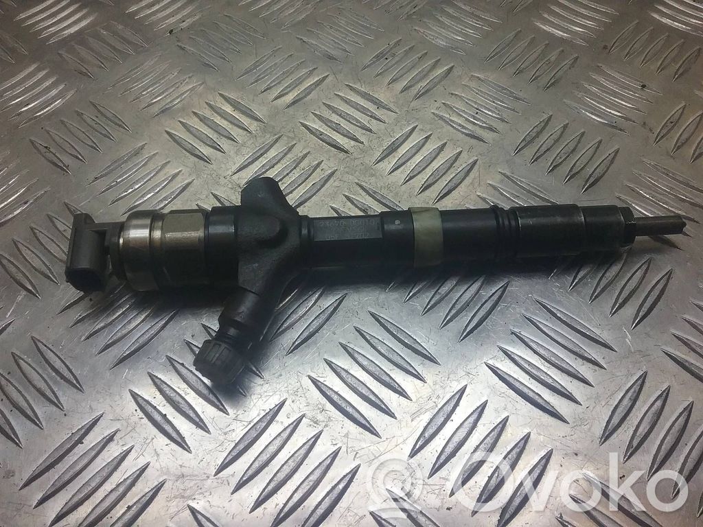 Toyota Corolla Verso AR10 Inyector de combustible 
