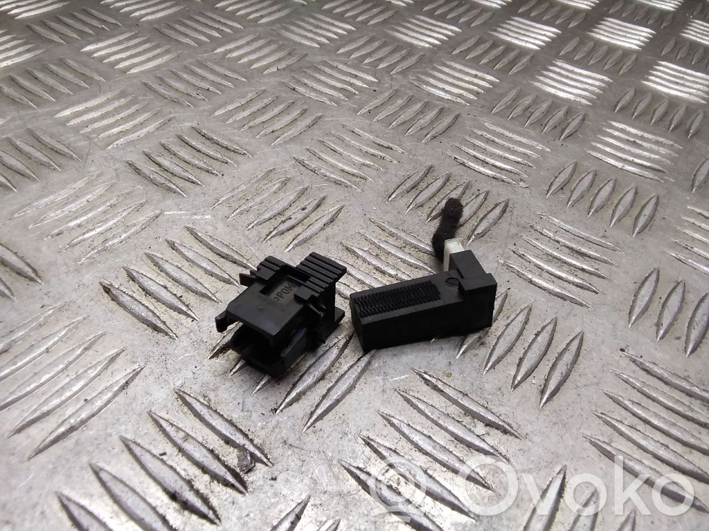 Mini One - Cooper Coupe R56 Brake pedal sensor switch 