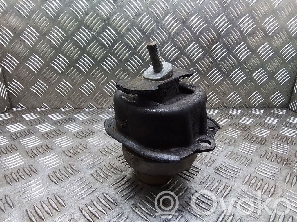 BMW X5 F15 Suport tampon motor 