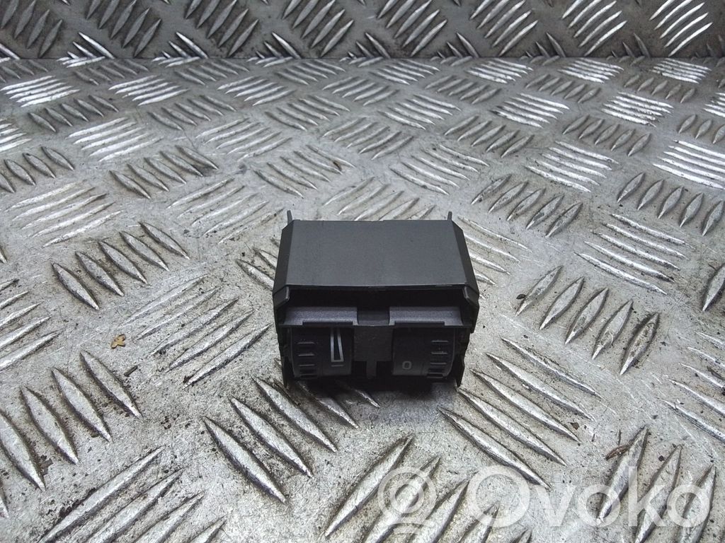 Volkswagen Caddy Headlight level height control switch 