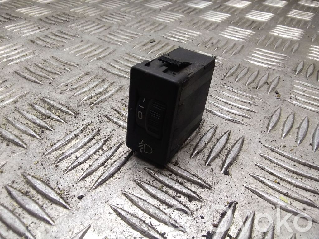 Citroen C4 I Headlight level height control switch 