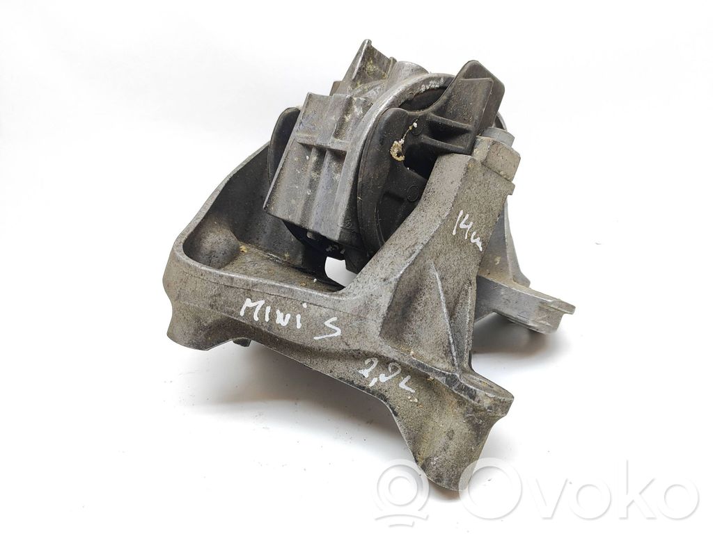 Mini Cooper Countryman R60 Engine mount bracket 