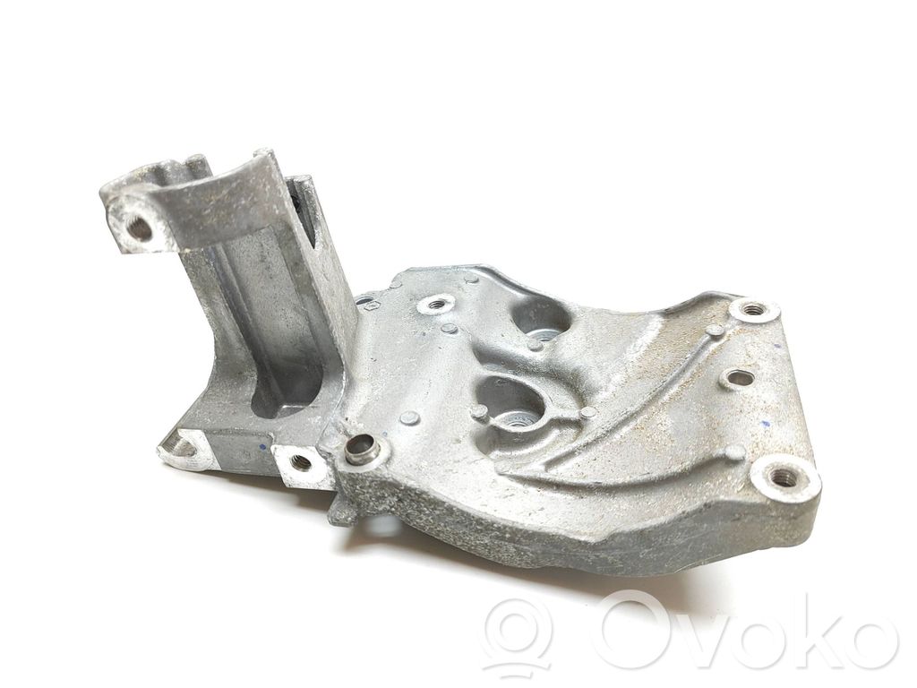 Peugeot 3008 II A/C compressor mount bracket 