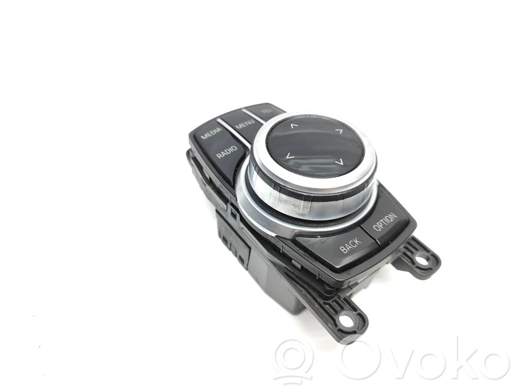 BMW 2 F46 Daudzfunkciju vadības slēdzis / poga 