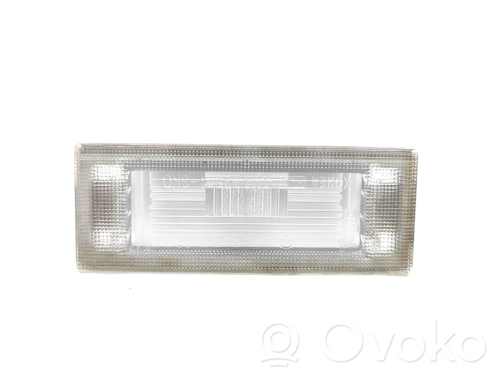 KIA Sorento Lampa oświetlenia tylnej tablicy rejestracyjnej 