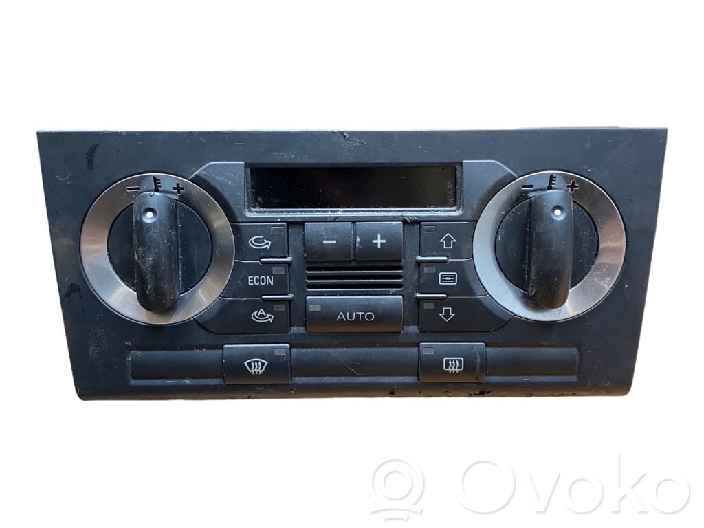 Audi A3 S3 8P Climate control unit 