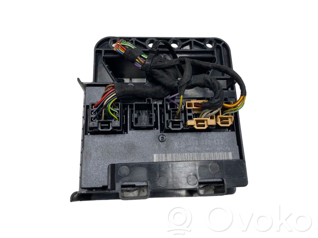 Volkswagen PASSAT B6 Comfort/convenience module 