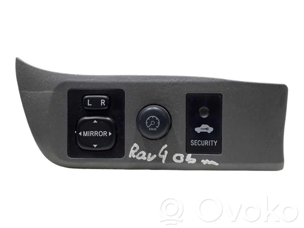 Toyota RAV 4 (XA20) Wing mirror switch 