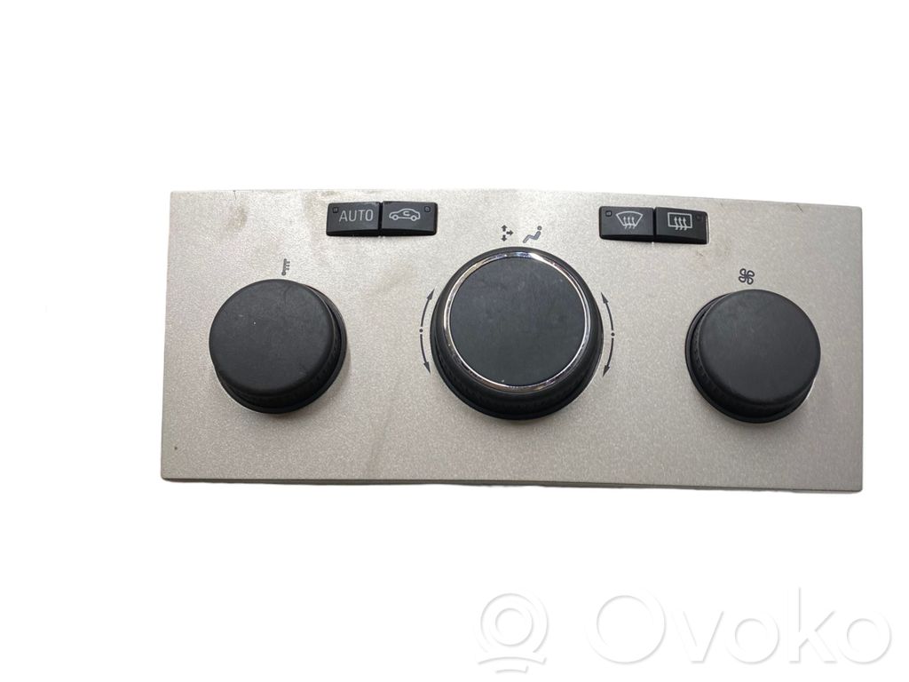 Opel Astra H Climate control unit 