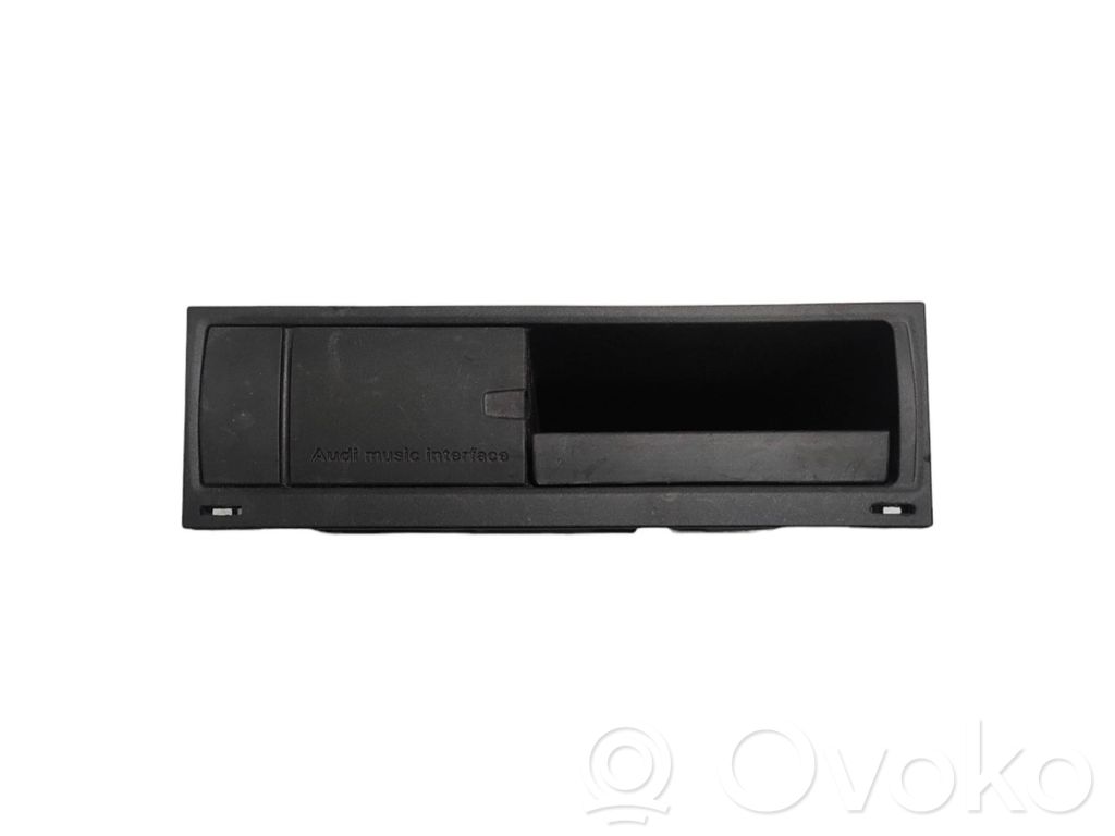 Audi Q5 SQ5 8R Panel radia 
