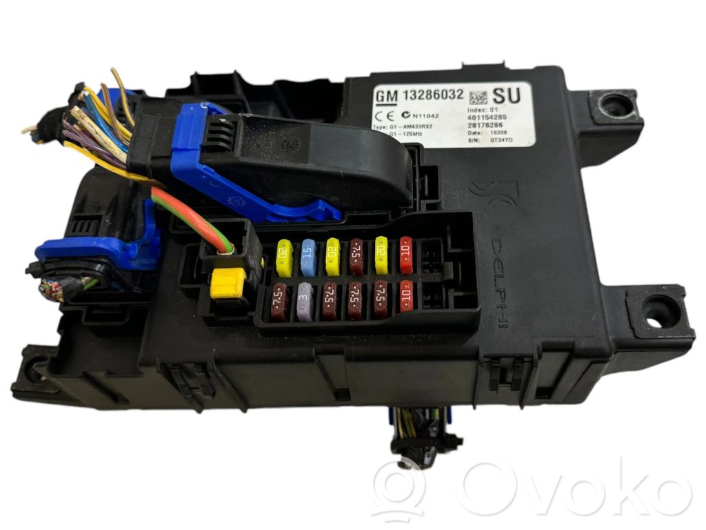 Opel Corsa D Fuse module 