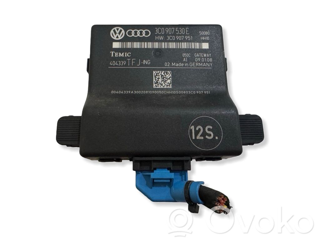 Volkswagen PASSAT B6 Gateway control module 