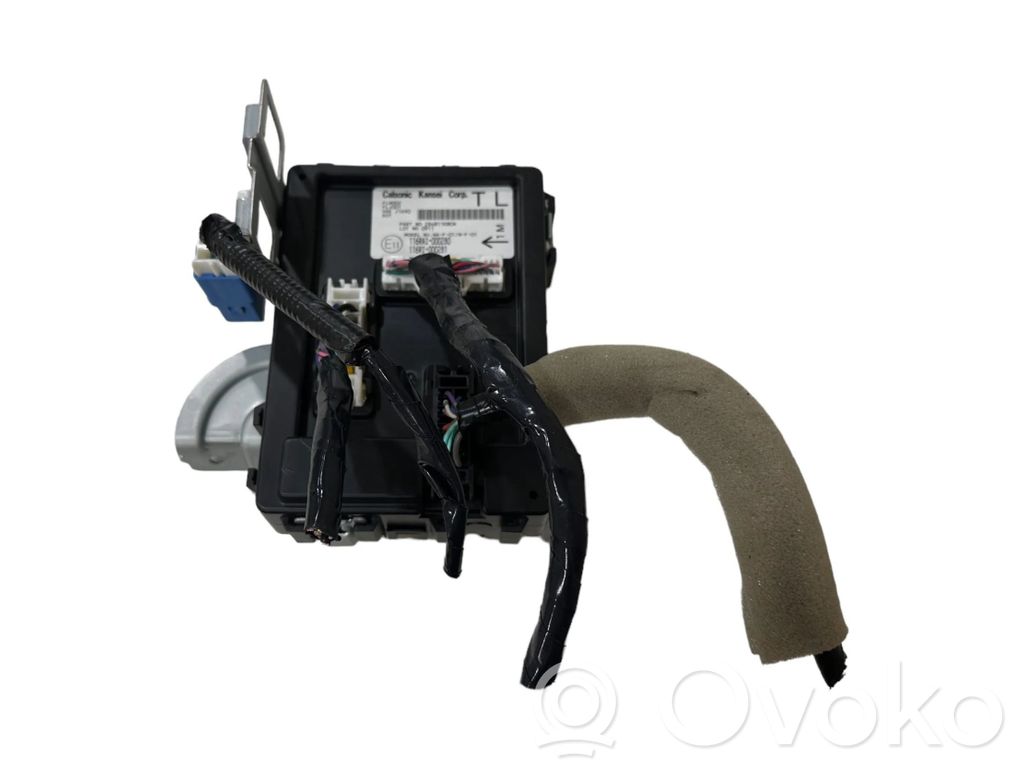 Nissan Juke I F15 Comfort/convenience module 