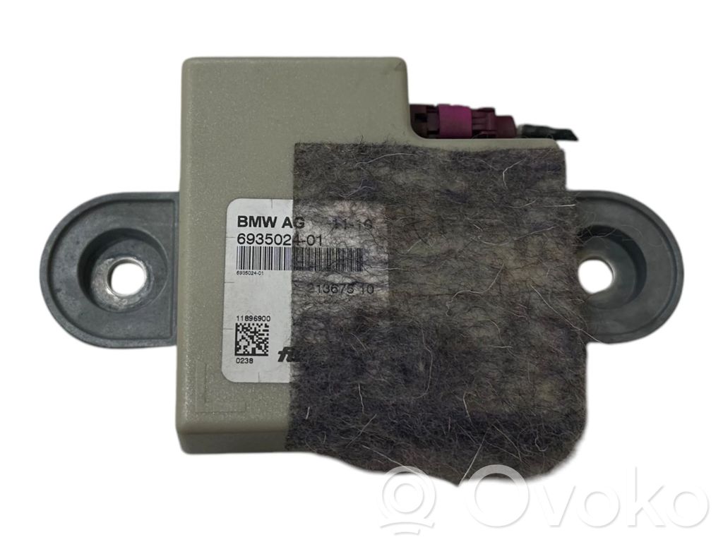 BMW 5 F10 F11 Antenos stiprintuvas 