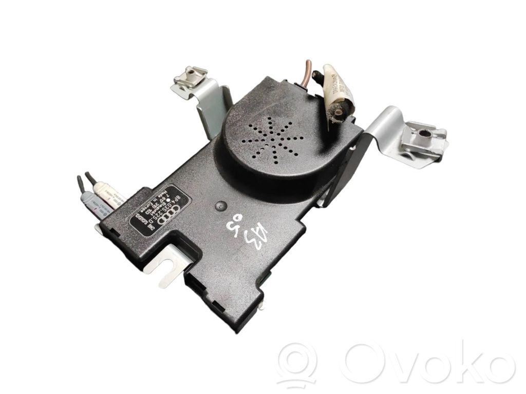Audi A3 S3 8P Aerial antenna amplifier 