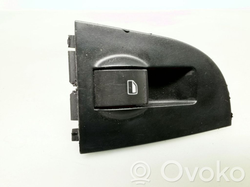 Audi A6 S6 C5 4B Electric window control switch 