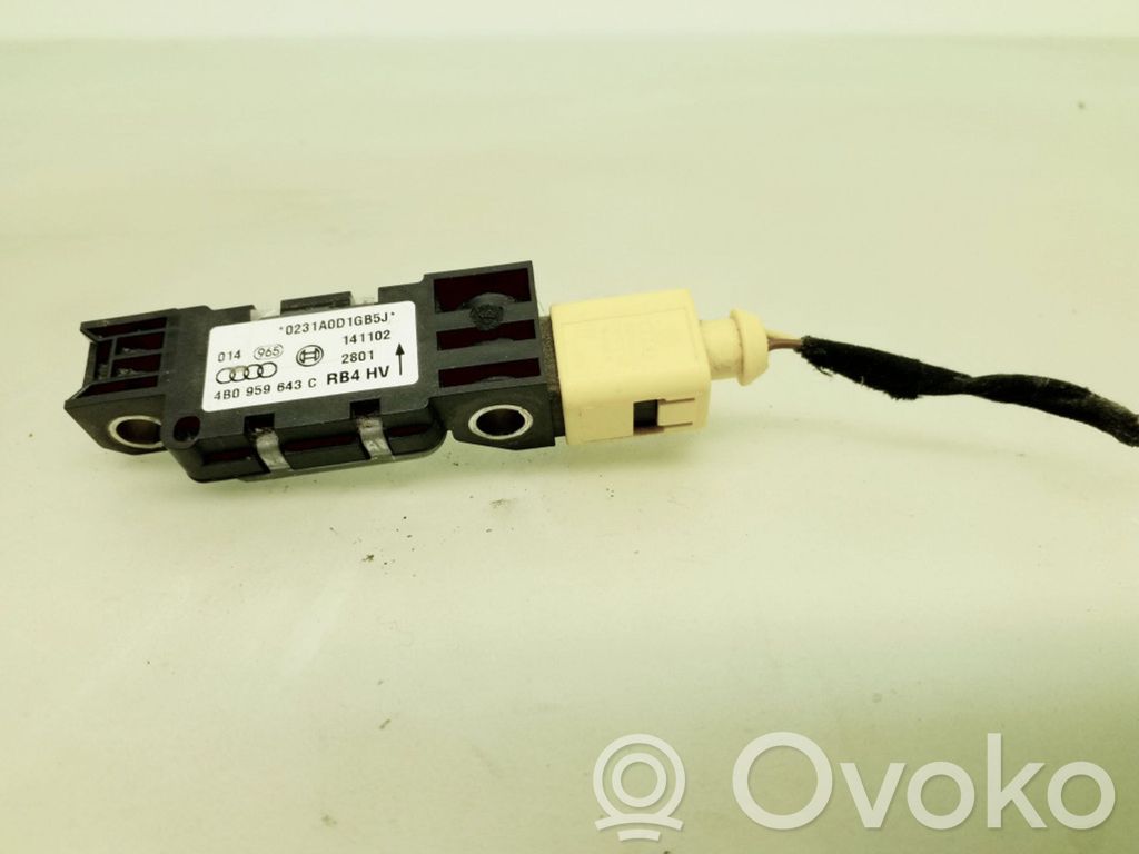 Audi A6 S6 C5 4B Airbag deployment crash/impact sensor 