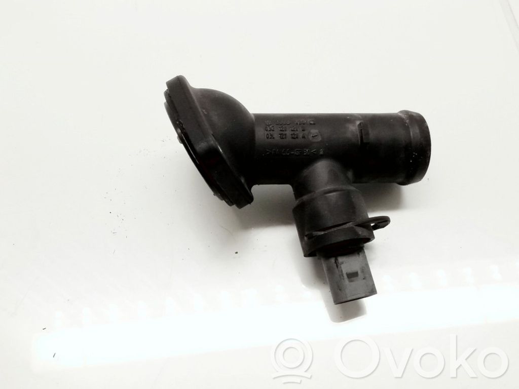 Skoda Superb B6 (3T) Engine coolant pipe/hose 