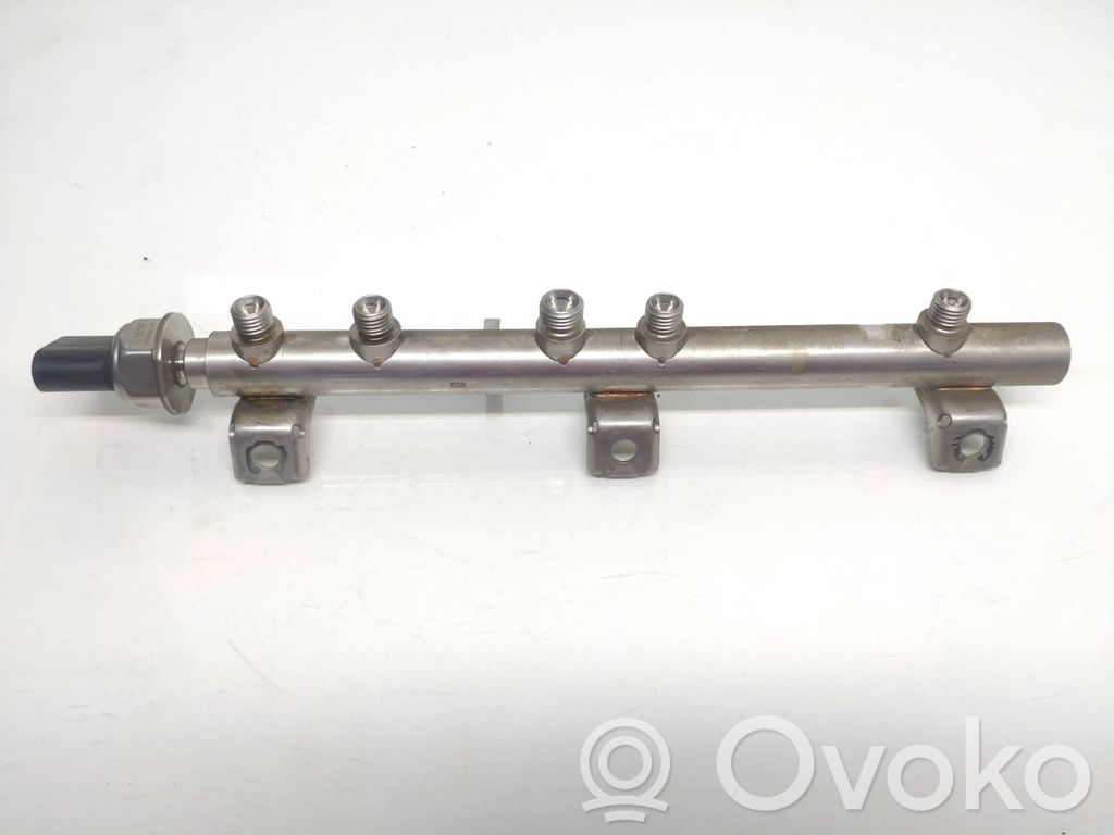 BMW 1 E81 E87 Fuel main line pipe 