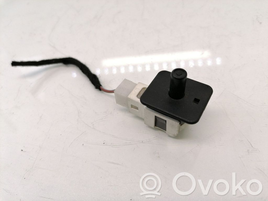 Mercedes-Benz S W220 Front door sensor 