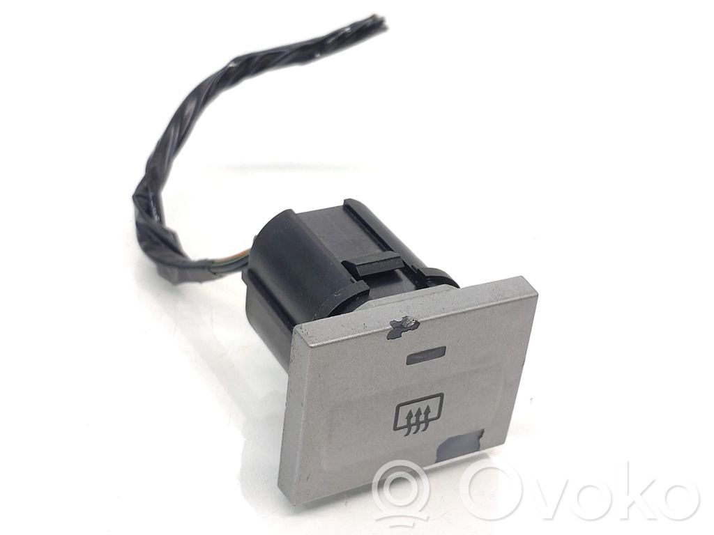Ford Kuga I Windscreen/window heater switch 
