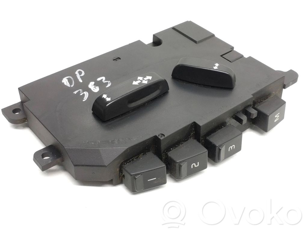 Volvo XC70 Seat control switch 