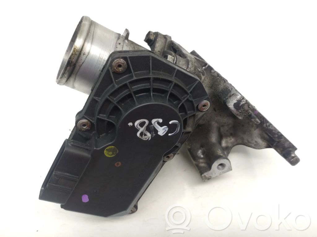 Toyota Auris E180 Droselinė sklendė 