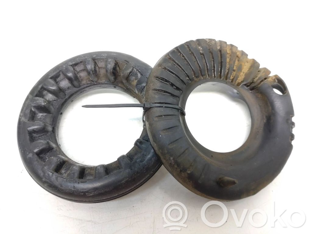 Ford Focus Flanșă cauciuc arc elicoidal spate 