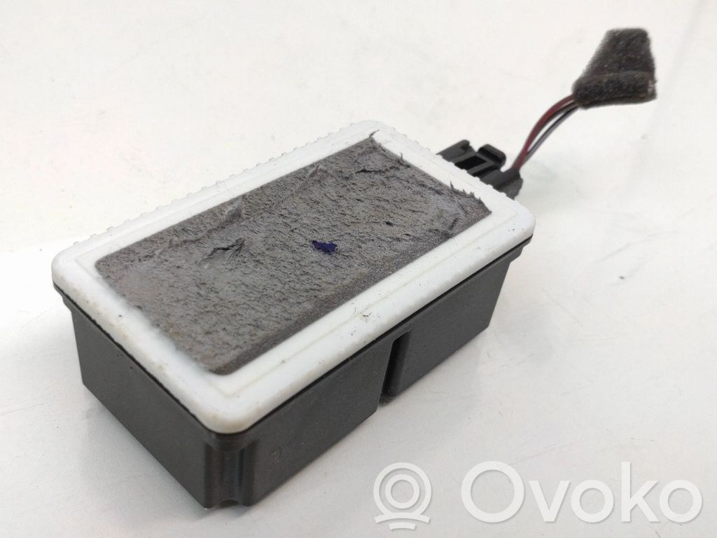Volvo XC70 Alarm control unit/module 