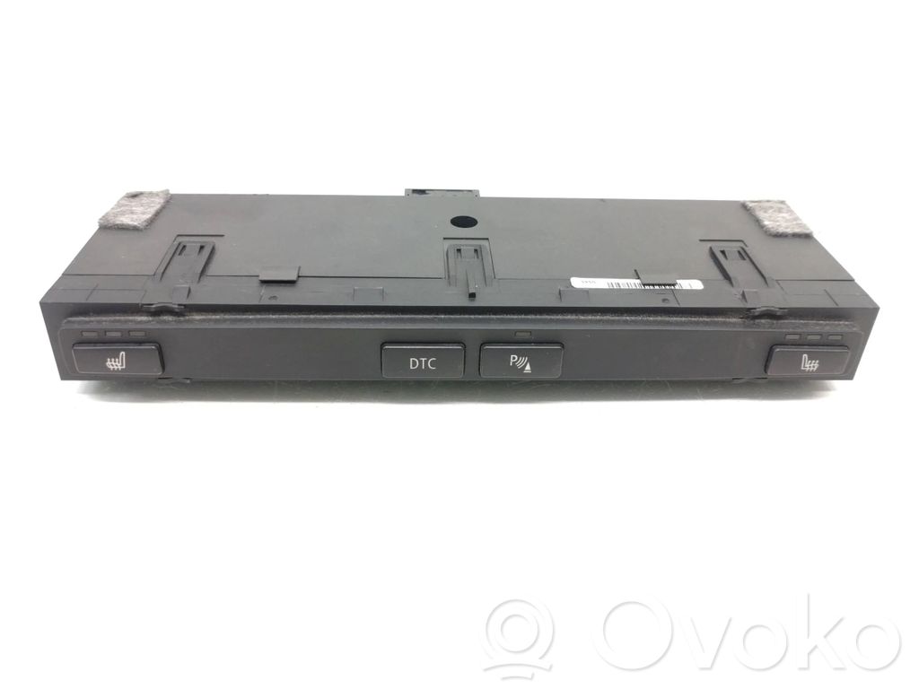BMW 5 E60 E61 Seat heating switch 