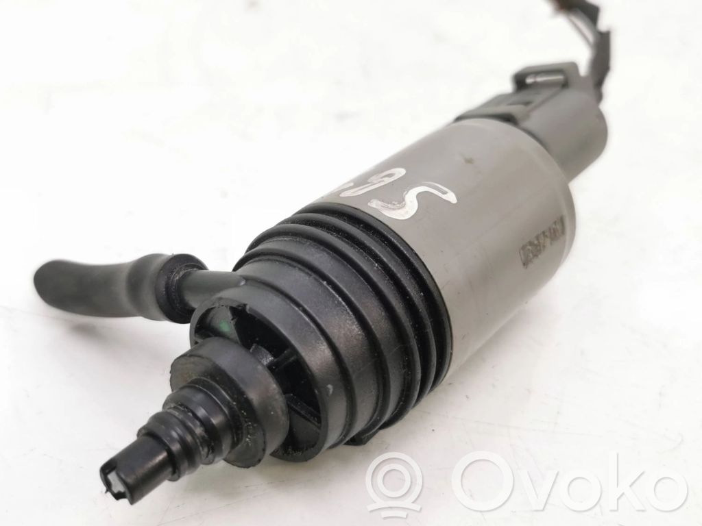 BMW 3 E90 E91 Windscreen/windshield washer pump 