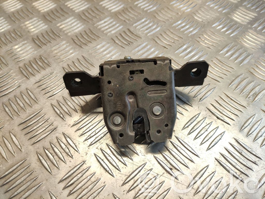 Opel Astra J Tailgate/trunk/boot lock/catch/latch 