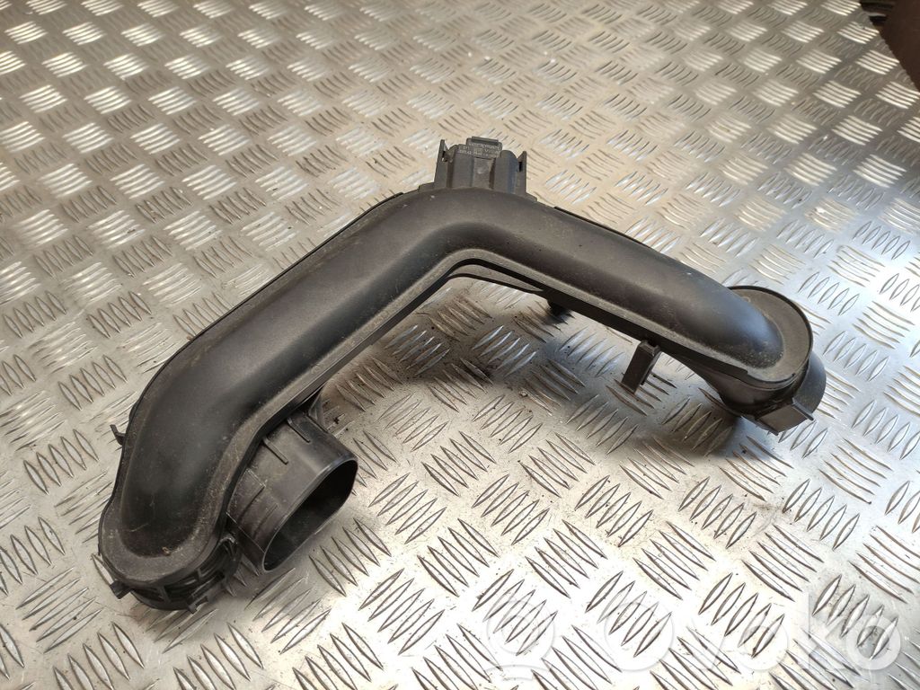 Volkswagen T-Roc Intercooler hose/pipe 