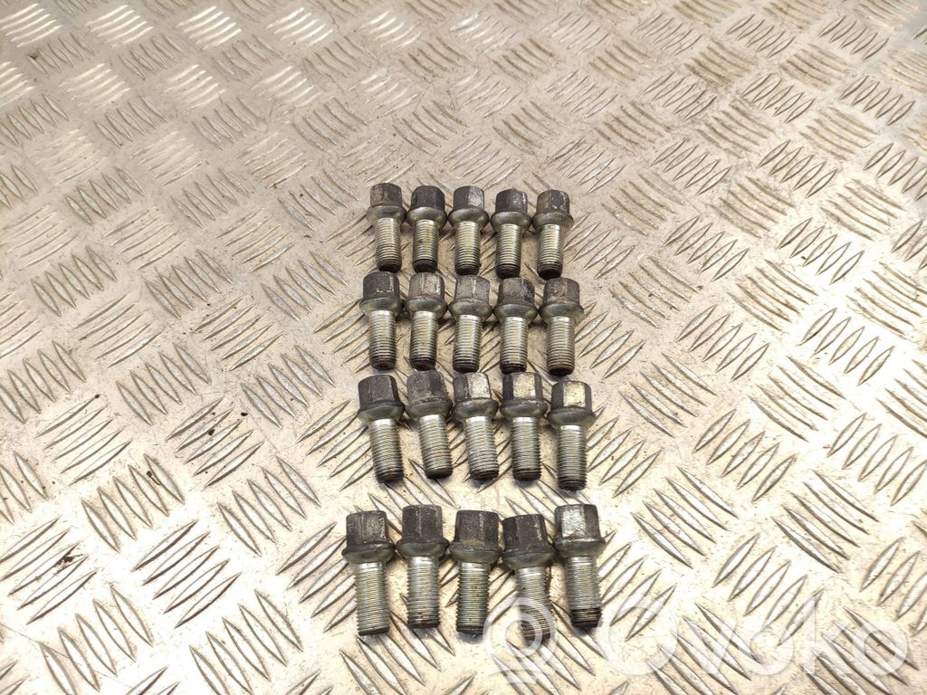 Tuercas/tornillos