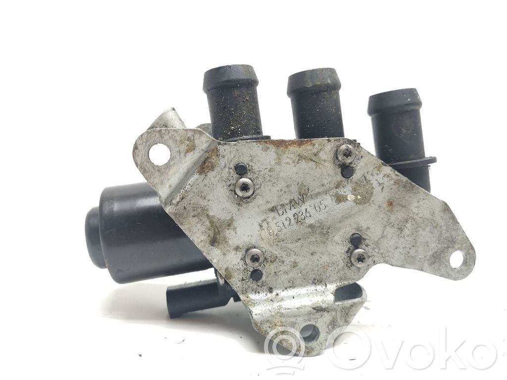 BMW 3 F30 F35 F31 Supapă control încălzitor lichid răcire 