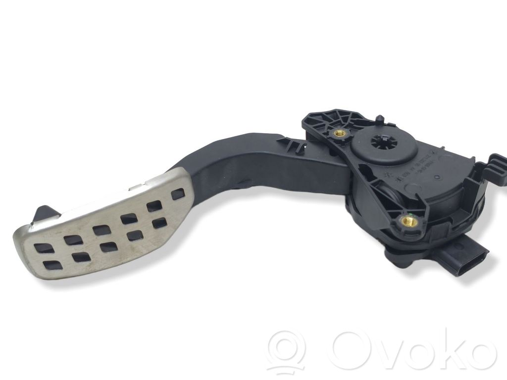Renault Clio V Accelerator throttle pedal 