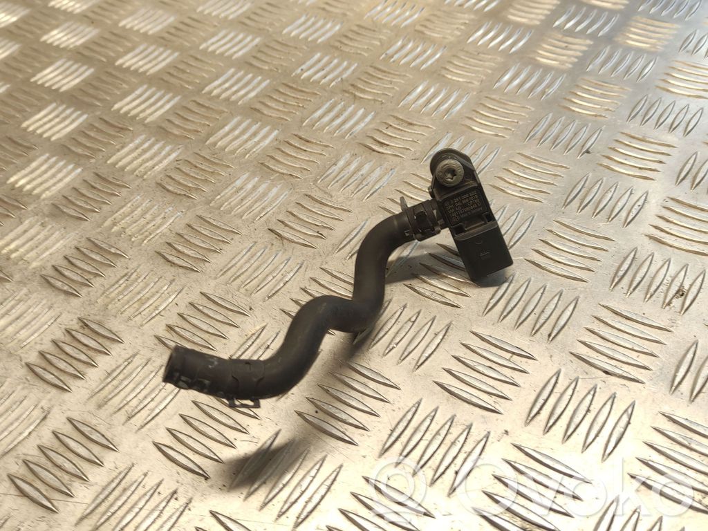 Skoda Octavia Mk3 (5E) Exhaust gas pressure sensor 