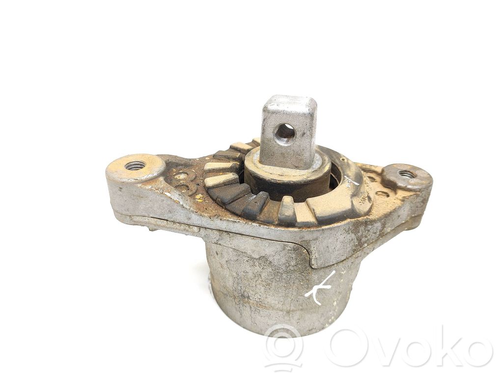 Maserati Ghibli Engine mount bracket 
