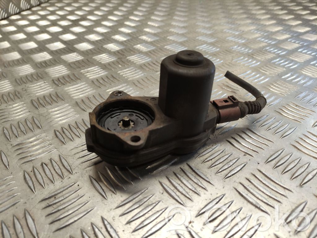 Audi A4 S4 B8 8K Hand brake/parking brake motor 