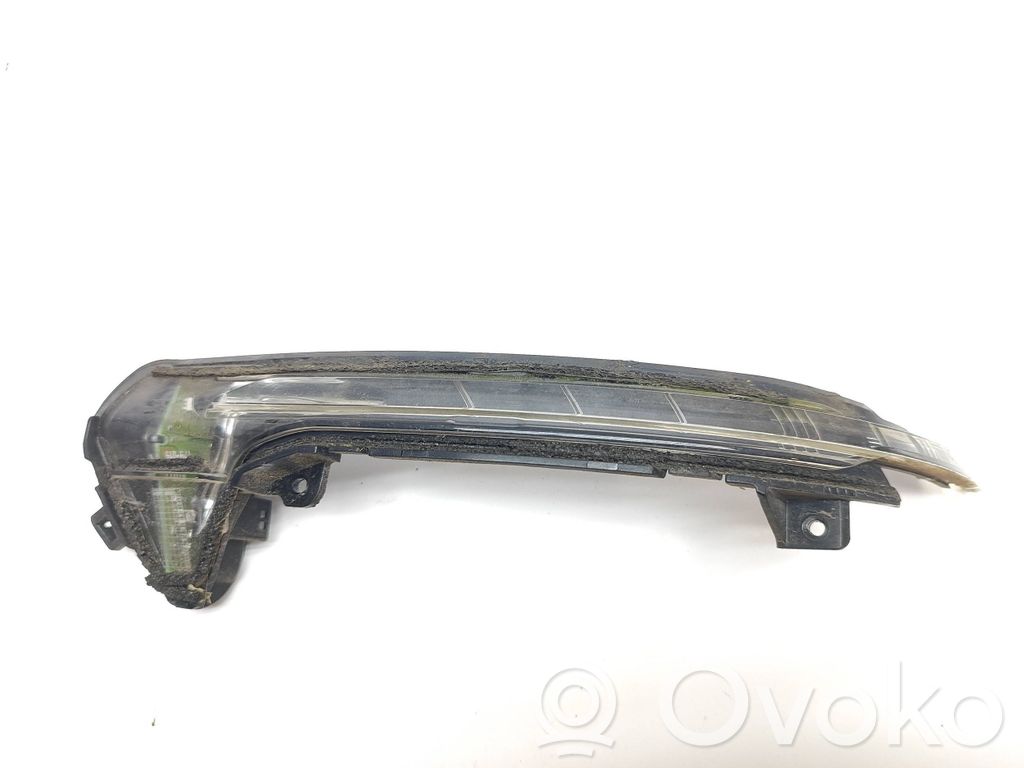 Element lusterka bocznego drzwi przednich   4G5949102A,01042204
