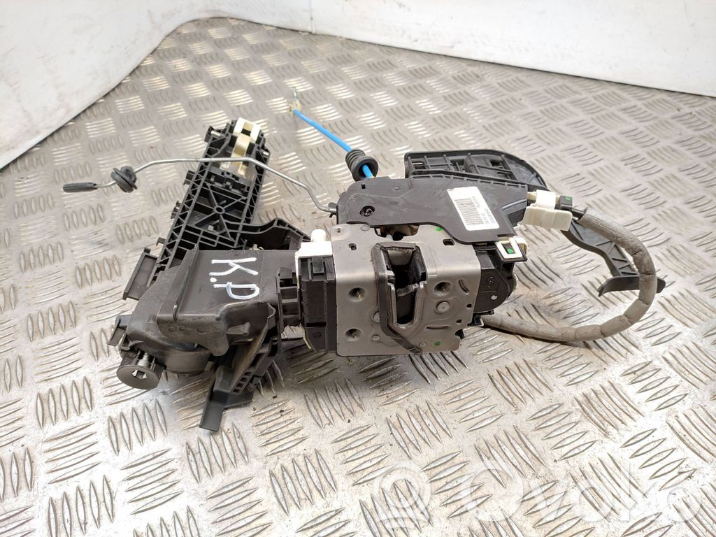 Mercedes-Benz B W246 W242 Etuoven lukko 
