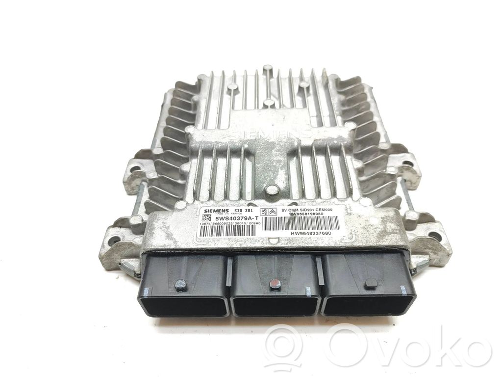 Peugeot 407 Engine control unit/module 