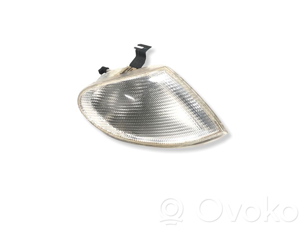 Volkswagen Sharan Front indicator light 