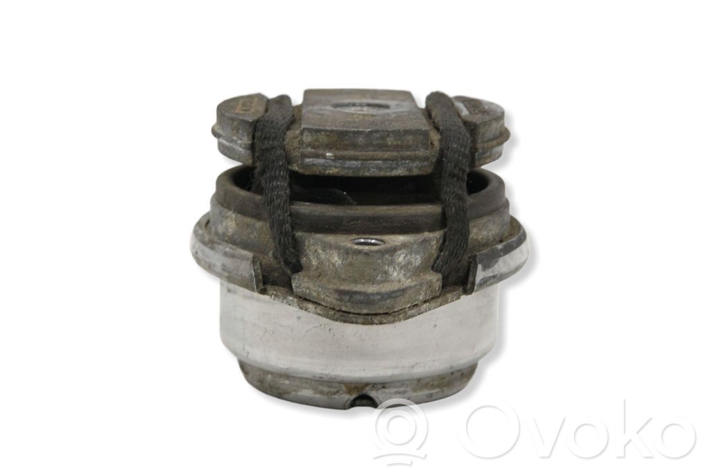 Audi A4 S4 B7 8E 8H Gearbox mount 