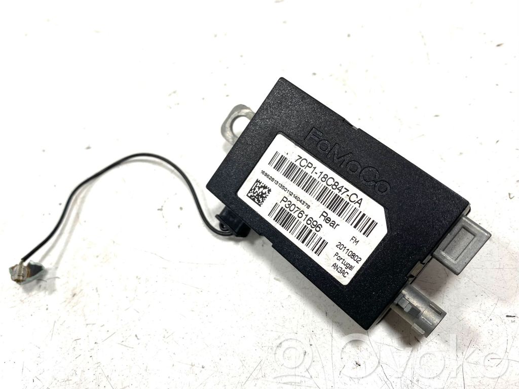 Ford Focus Aerial antenna amplifier 