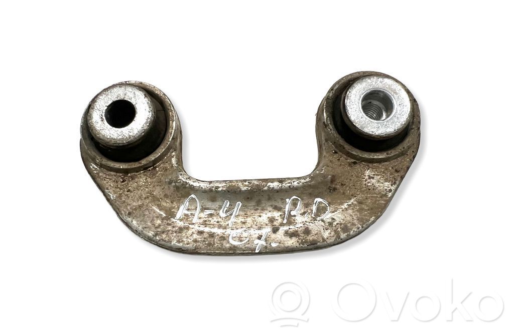 Łącznik stabilizatora przedniego   4D0411317K,8D0411317D,8D0411318D