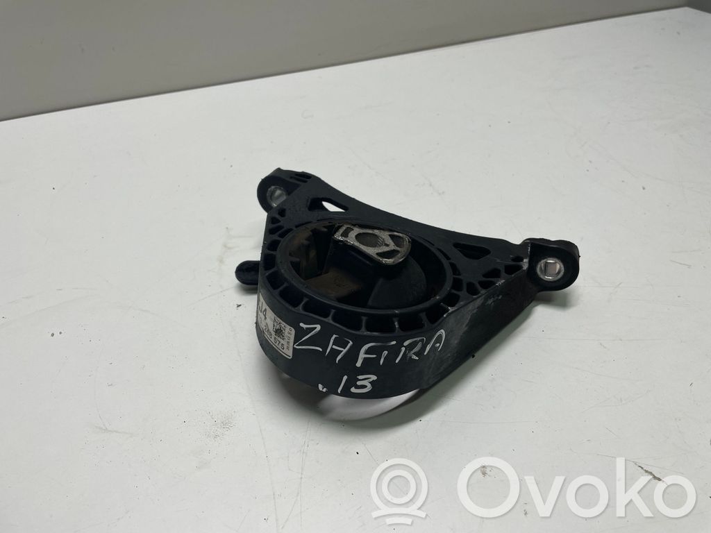 Opel Zafira C Engine mount bracket 