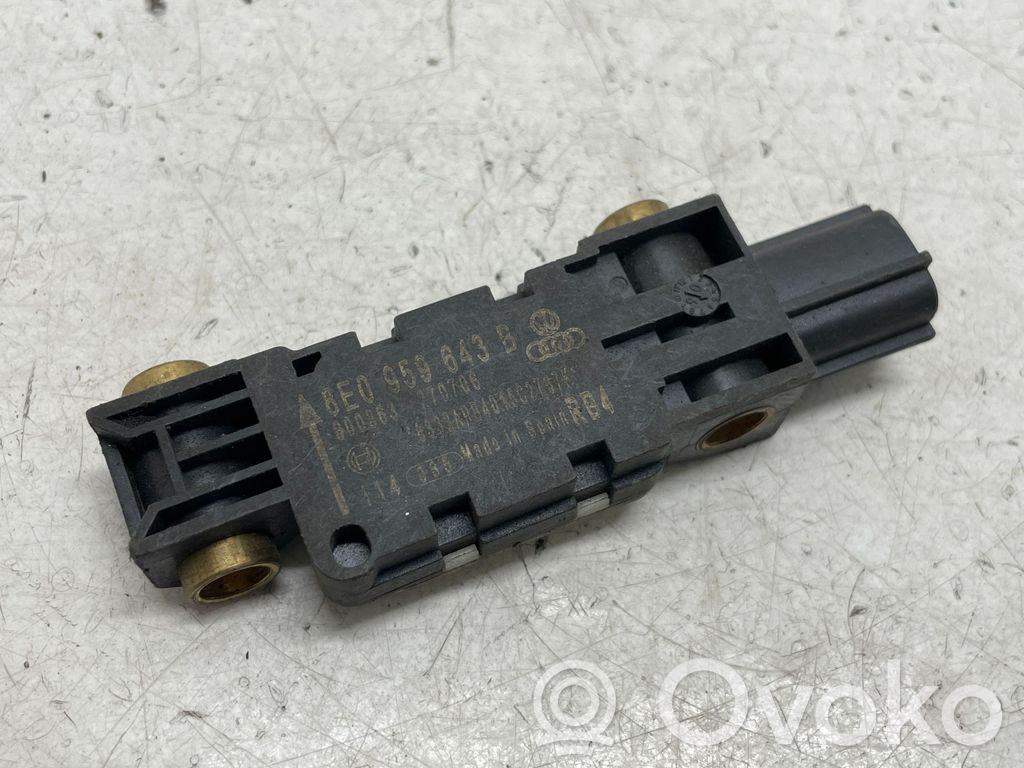 Airbagsensor Crashsensor Drucksensor   8E0959643B