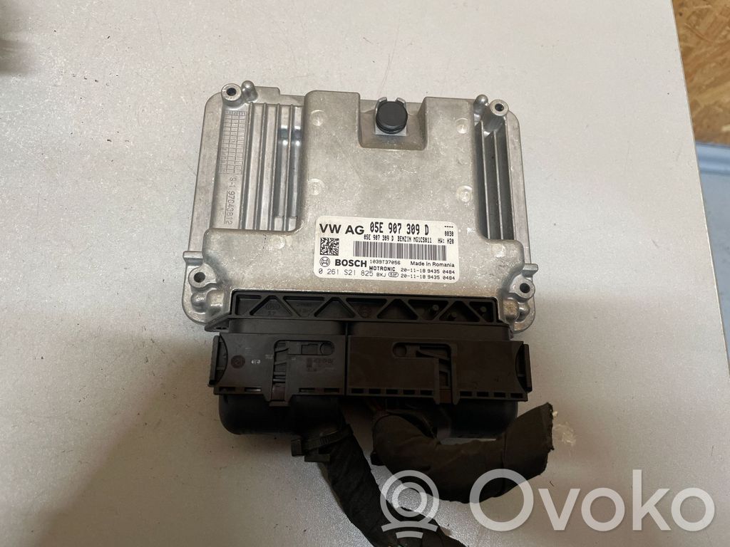 Skoda Octavia Mk4 Engine control unit/module 